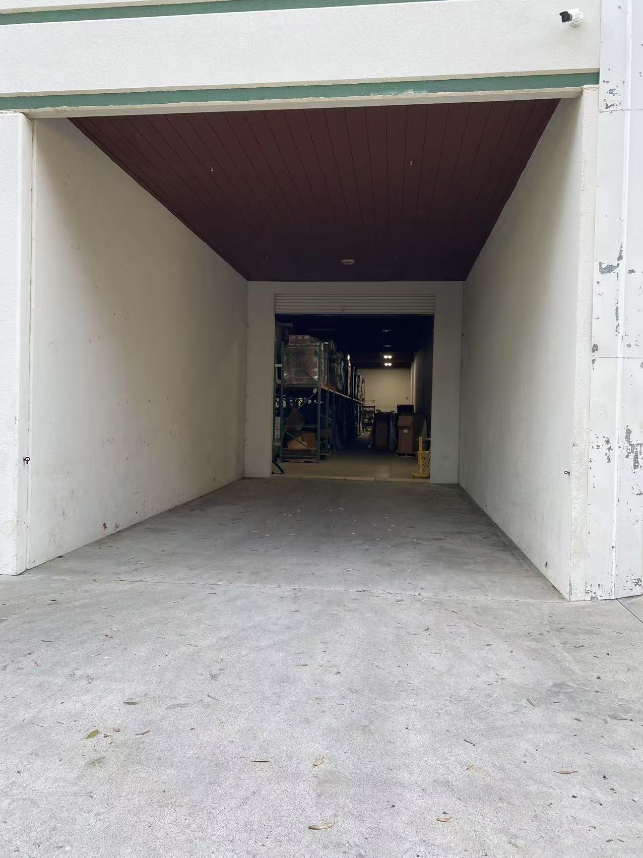 Warehouse receiving entrance